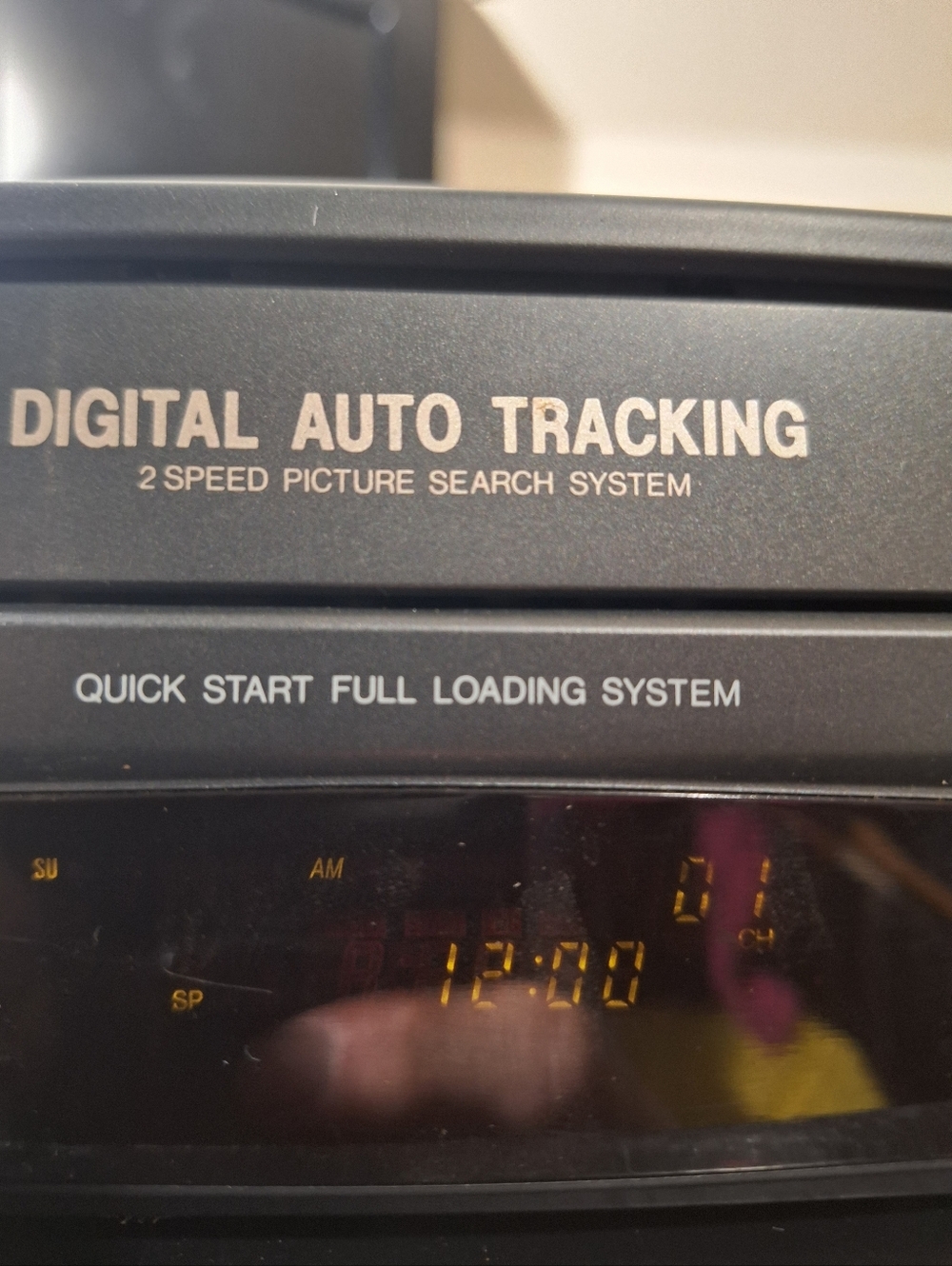 Emerson VCR With Remote In Good Condition Untested - Picture 9 of 10